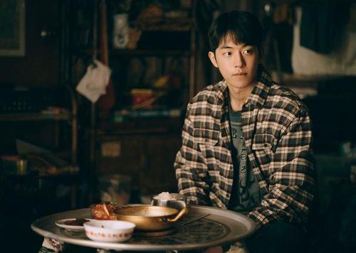 南柱赫片场花絮,甜蜜互动与幕后故事大揭秘  第3张