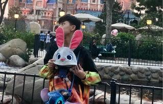 xdd小叮当家庭背景,穿越时空的温馨冒险之旅  第2张