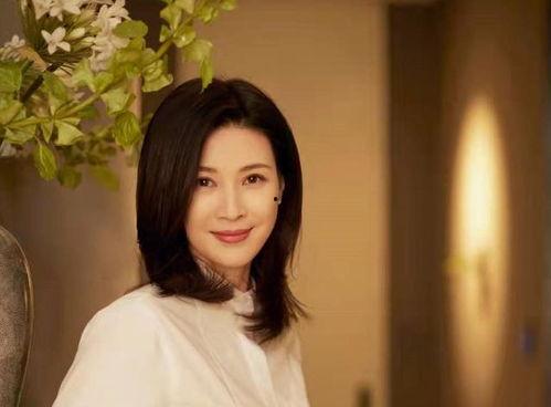 演员童蕾照片,光影交织下的美丽演绎  第3张