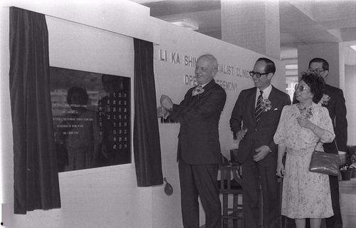 李泽钜妻子背景,出身名门，商业精英背后的贤内助  第3张