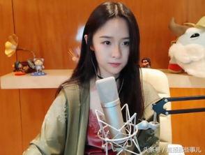 白衣女主播的,白衣女主播的璀璨人生  第2张