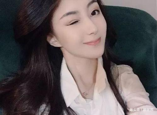 白衣女主播的,白衣女主播的璀璨人生  第3张