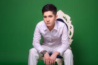 白霖个人资料,才华横溢的青年才俊,多领域成就斐然 第2张 白霖个人资料,才华横溢的青年才俊,多领域成就斐然 第2张