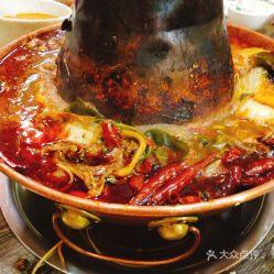 娱乐圈火锅鸡价格,价格揭秘，品味奢华美食之旅  第2张