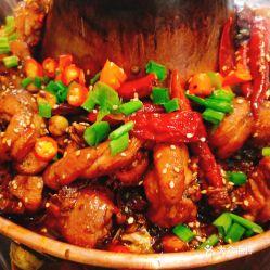娱乐圈火锅鸡价格,价格揭秘，品味奢华美食之旅  第3张