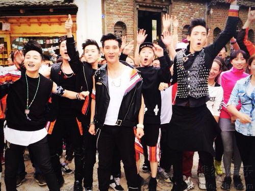 娱乐真人秀节目有哪些,笑料与泪点的交织舞台  第2张